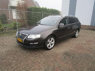krockskadad bil auto Volkswagen Passat 2.0 TFSI Automaat Navi Clima 2008/2