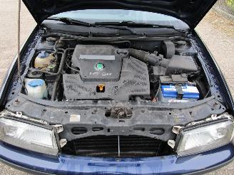 Skoda Octavia 1.6 Airco Radio/CD picture 5