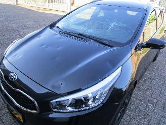 Kia Cee d 1.6 Camera Navi 6-Bak picture 6