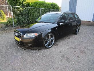 Voiture accidenté Audi A4 3.0 TDI Quattro Leder 6-Bak 2006/4