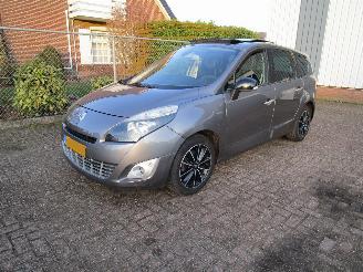 Auto incidentate Renault Grand-scenic 1.2 TCE Navi Camera Clima 6-Bak 2012/3