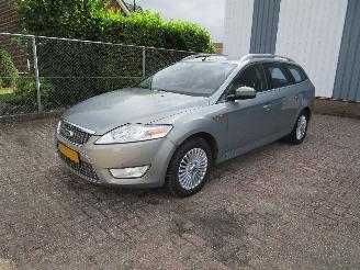 krockskadad bil auto Ford Mondeo 2.0 16V Navi Clima 80.000 KM 2010/9