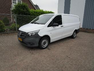 skadebil bedrijf Mercedes Vito 111 CDI Lang Navi Airco 2018/3