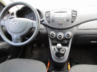 Hyundai I-10 Radio/CD picture 13