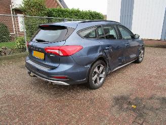 Ford Focus 1.0 Hybride Camera Navi Clima picture 4