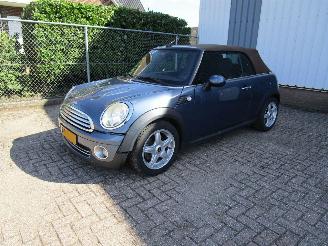 skadebil auto Mini Cabrio 1.6 Cooper Chili Airco 6-Bak 2010/5