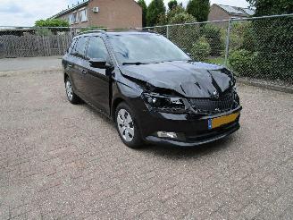 Skoda Fabia 1.2 TSI Clima Radio/CD picture 3