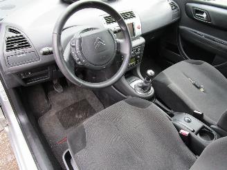 Citroën C4 1.6 VTI Navi Schadevrij picture 10
