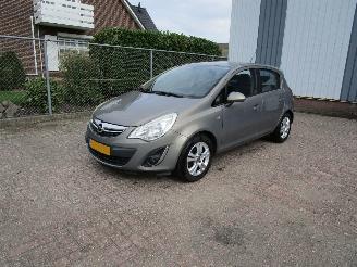 Coche accidentado Opel Corsa 1.2 16V Airco 5-Drs 2013/5