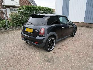 Mini Cooper S 1.6 Leder Panodak Clima 6-Bak picture 4