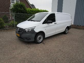 skadebil bedrijf Mercedes Vito 111 CDI Lang Navi 6-Bak 2018/3
