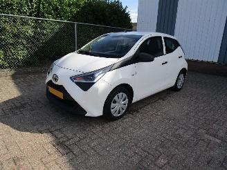 skadebil auto Toyota Aygo Airco Radio/CD 5-Drs 2018/7