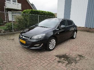 Avarii autoturisme Opel Astra 1.4 T Navi Clima 6-Bak 2014/2