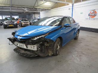 Auto incidentate Toyota Mirai FCV SEDAN ELK-WATERSTOF 2019/4