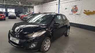 Coche accidentado Mazda 2 1.3 16V MZR  BENZ 1.349CC 62KW 84PK 2011/5