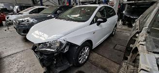 Coche siniestrado Seat Ibiza 1.0 Eco TSI Style Connect 2016/7