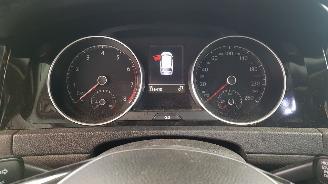 Volkswagen Golf 1.2 TSI 16V BLUEMOTION COMBI BENZ 1.197CC 81KW 110PK picture 10