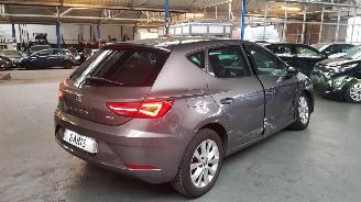 Seat Leon 1.2 TSI ECOMOTIVE 16V 4DRS BENZ 1.197CC 81KW 110PK picture 4