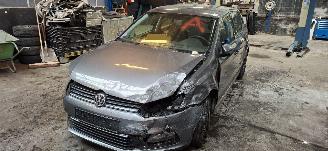 disassembly passenger cars Volkswagen Polo 1.0 Comfortline 2015/10