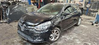 Uttjänta bilar auto Renault Clio 0.9 TCE Limeted 2017/12
