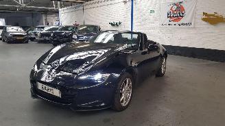 Damaged car Mazda MX-5 1.5 SKYACTIV G-131 16V CABRIO  BENZ 1.496CC 96KW 131PK 2016/6