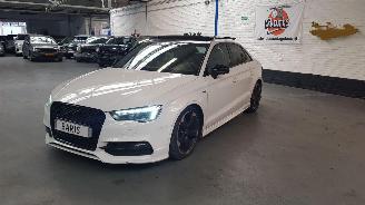 Avarii autoturisme Audi A3 1.4 TFSI ACT 16V AUT SEDAN 4DRS BENZ 1.395CC 110KW 150PK 2015/5