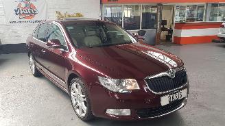 Vaurioauto  passenger cars Skoda Superb 1.8 TSI 16V AUT BENZ 1.798CC 118KW 160PK NAP... 2009/7