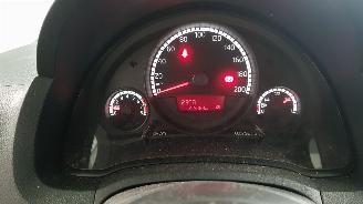 Volkswagen Up! 1.0 12V 4 DRS BENZ 999CC 44KW 60PK picture 10