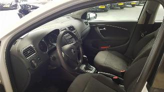 Volkswagen Polo 1.2 TSI 16V BLUEMOTION AUT  BENZ 1.197CC 66KW 90PK picture 9