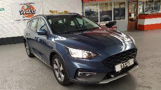 Schadeauto Ford Focus 1.0 Ti-VCT ECOBOOST 12V COMBI  BENZ 999CC 92KW 125PK 2019/3