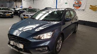 Ford Focus 1.0 Ti-VCT ECOBOOST 12V COMBI  BENZ 999CC 92KW 125PK picture 4