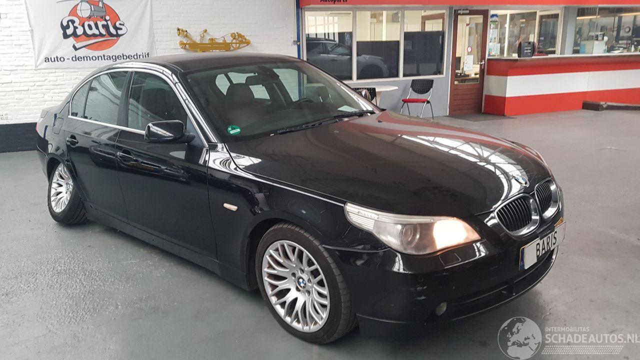 BMW 5-serie 525i 24V AUT SEDAN 4 DRS BENZ 2.495CC 141KW 192PK