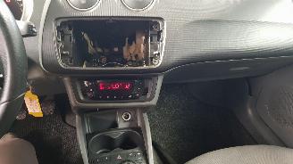 Seat Ibiza 1.4 16V  4DRS BENZ 1.390CC 63KW 86PK picture 11