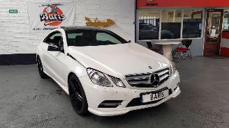 damaged passenger cars Mercedes E-klasse E-350 CDI BLUEEFFICIENCY AUT  3.0 V6 24V COUPE 2DRS DSL 2.987CC 195KW 265PK 2012/1