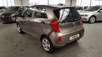 Kia Picanto 1.0 CVVT Comfort Pack picture 6