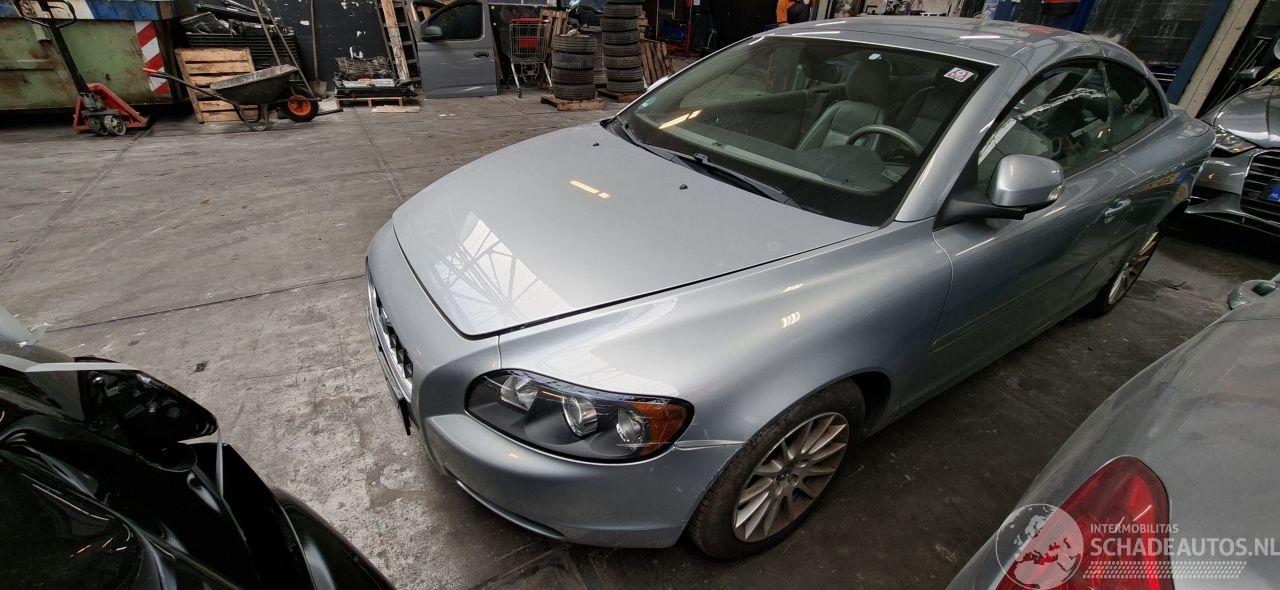 Volvo C-70 2.0 D 16V Cabrio  Diesel 1.998cc 100kW