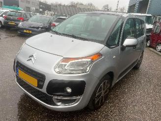 Schadeauto Citroën C3 Picasso 1.4 VTi Seduction BJ 2010 127054 KM 2010/6
