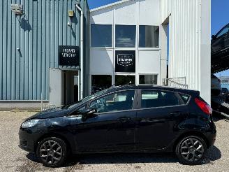 krockskadad bil auto Ford Fiesta 1.0 Style BJ 2014 43246 KM 2014/5
