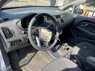 Kia Rio 1.2 CVVT Comfort Pack picture 14