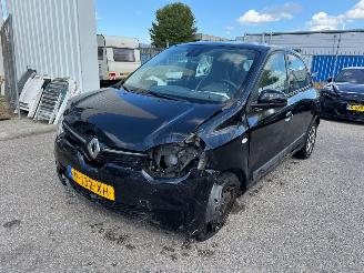 Auto incidentate Renault Twingo Z.E. R80 Collection AUTOMAAT 2022/6
