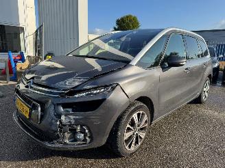 Damaged car Citroën C4 Picasso 1.2 PureTech Business 7 Personen 2018/9