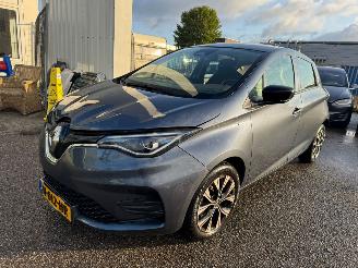 škoda osobní automobily Renault Zoé R135 Limited 52 kWh 2021/10