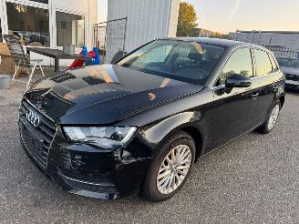 škoda osobní automobily Audi A3 Sportback 1.4 AUTOMAAT TFSI Ambiente BJ 2013 246.434 KM 2013/7
