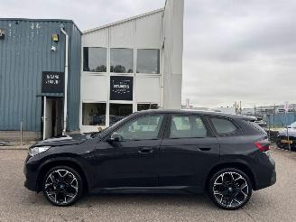 BMW iX1 eDrive20 67 kWh BJ 2024 picture 2