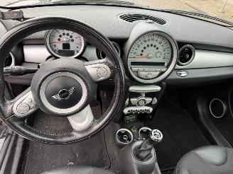 Mini Mini Clubman 1.6 Cooper D Chili picture 15