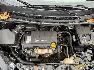 Opel Corsa 1.4 Edition picture 9
