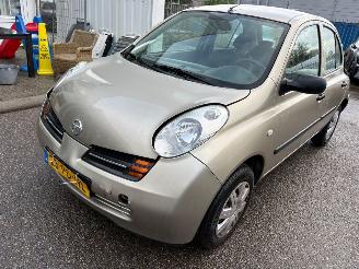Schadeauto Nissan Micra 1.2 Visia 2004/5