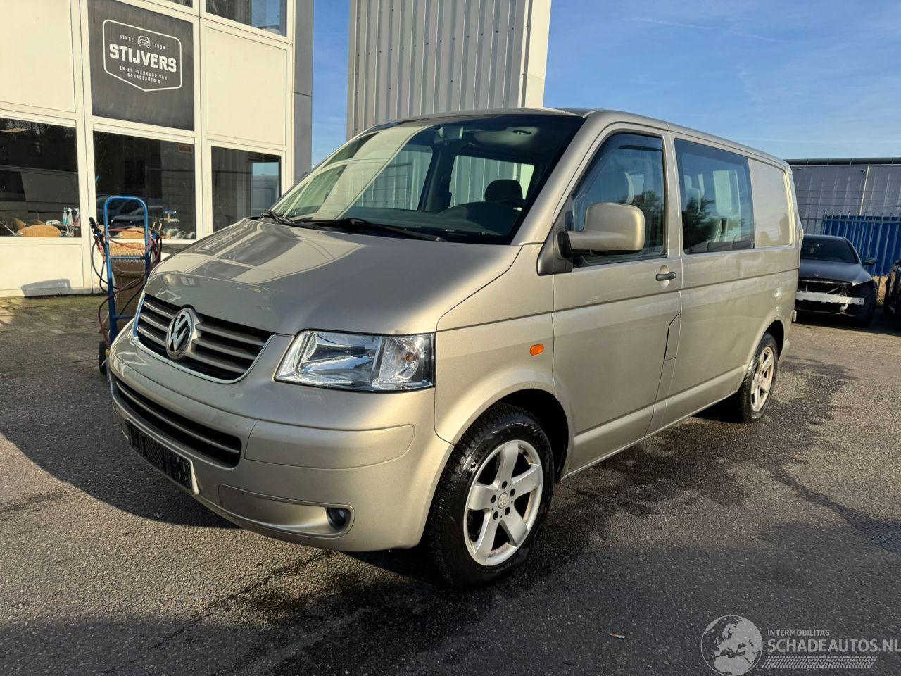 Volkswagen Transporter 2.5 TDI 300 BJ 2005 302.203 KM