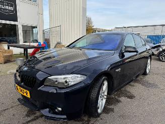 krockskadad bil auto BMW 5-serie 520i High Executive AUTOMAAT 2015/6