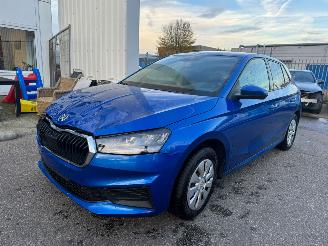 krockskadad bil auto Skoda Fabia 1.0 TSI Ambition 2023/3